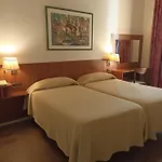 호텔 Europa 2*