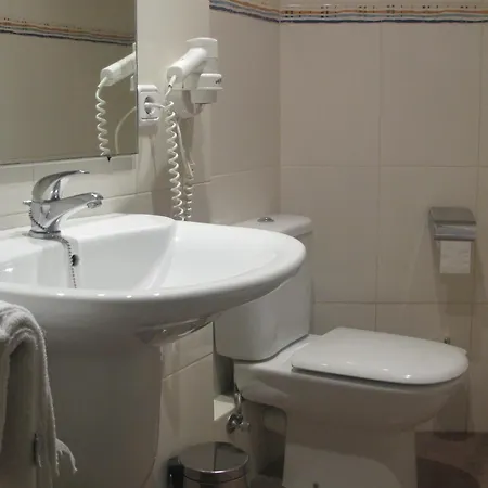 欧罗巴酒店 2* 赫罗纳