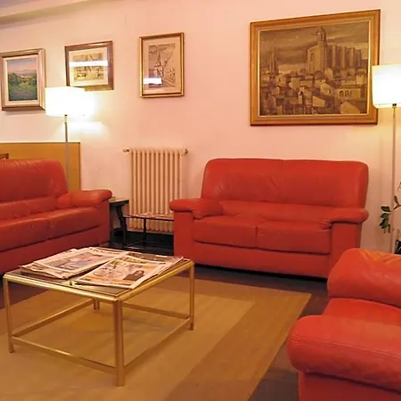 Europa Hotel 2*