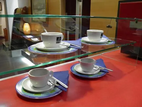 欧罗巴酒店 2* 赫罗纳